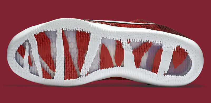 nike-kobe-11-red-horse_05