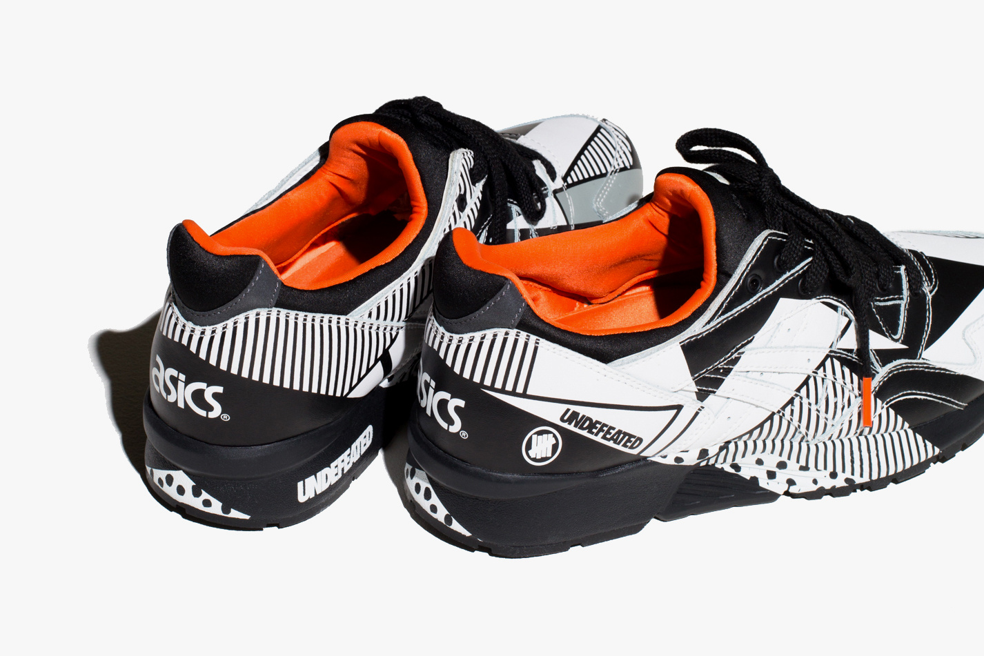undefeated-asics-gel-lyte-v-disarray-02