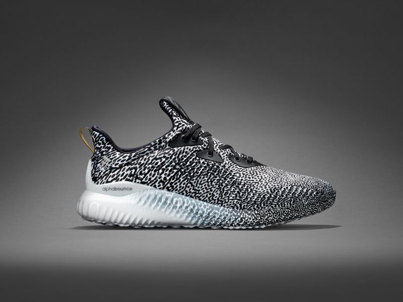 adidas_running_alphabounce_print_profile_01