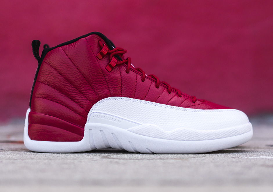 air-jordan-12-retro-gym-red-white-detailed-look-2