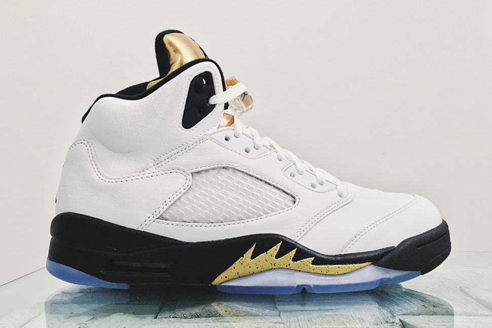 air-jordan-5-gold-tongue-detailed-1