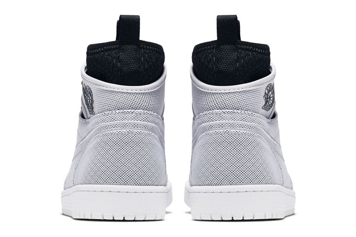 Air-Jordan-1-Retro-Ultra-High-3