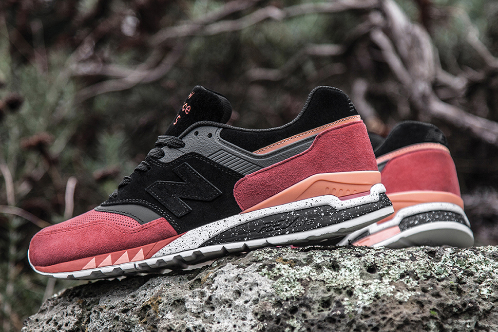 new-balance-tassie-tiger