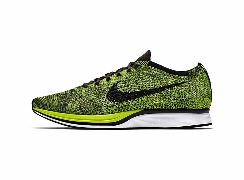 nike-flyknit-racer-volt-black-4