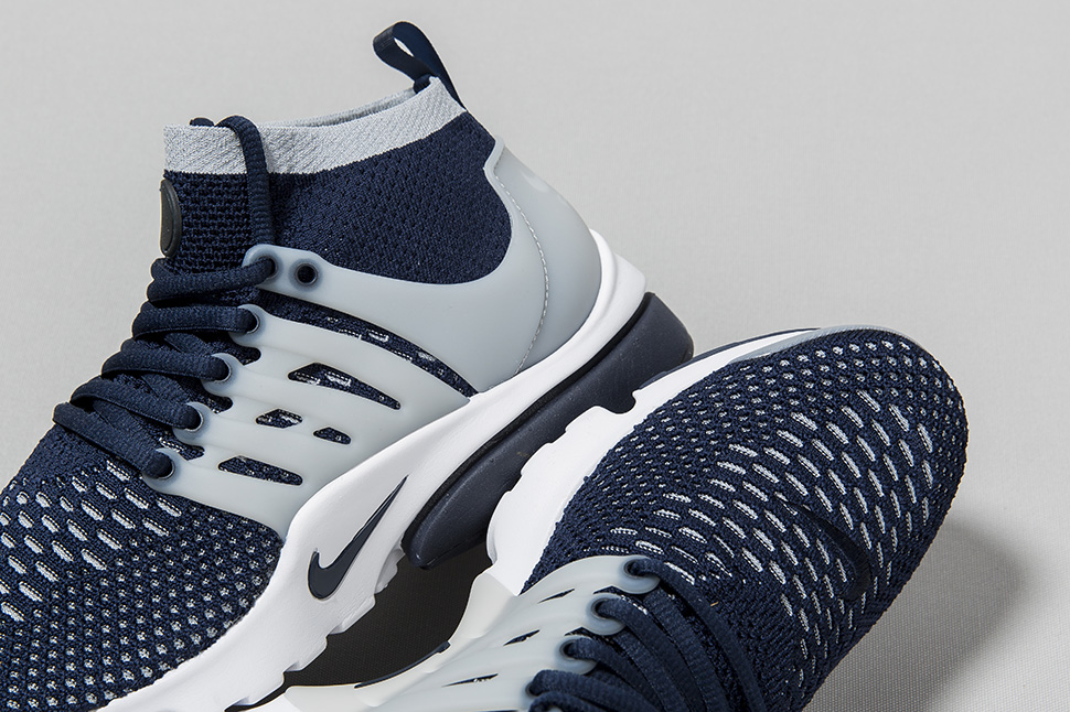 og-nike-air-flyknit-presto-blue-2