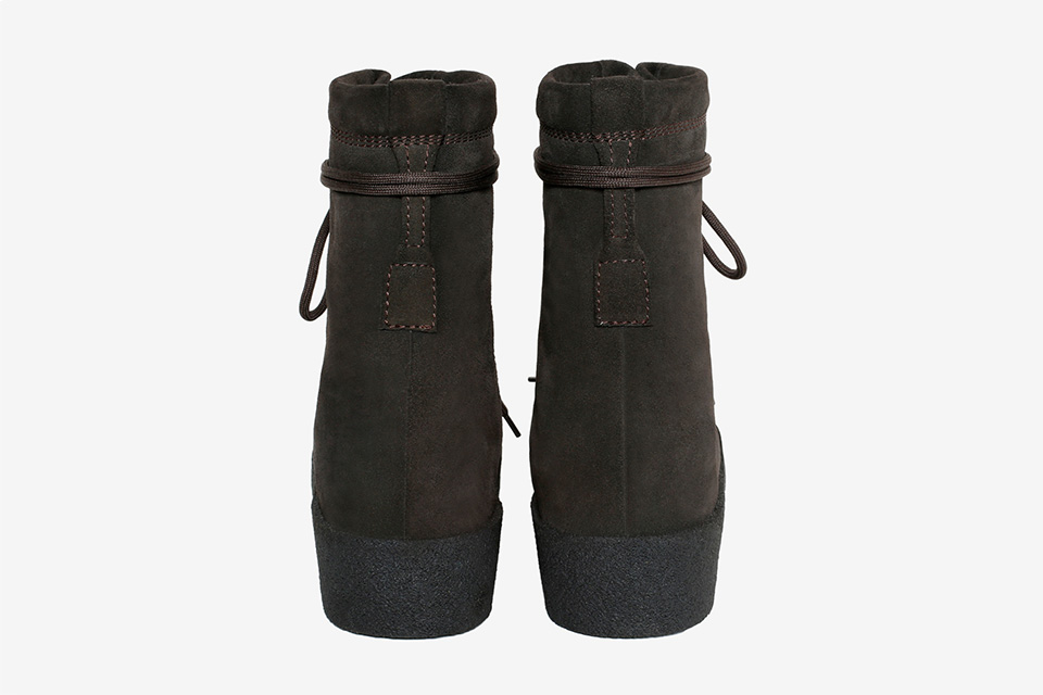 yeezy-season-2-crepe-boot-oil-3