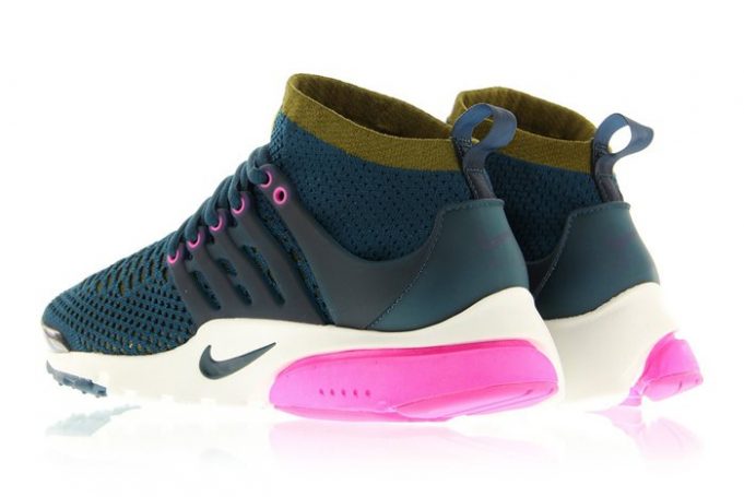Nike-Air-Presto-Flyknit-Ultra-Turquoise-Olive-Blast-3-681x455