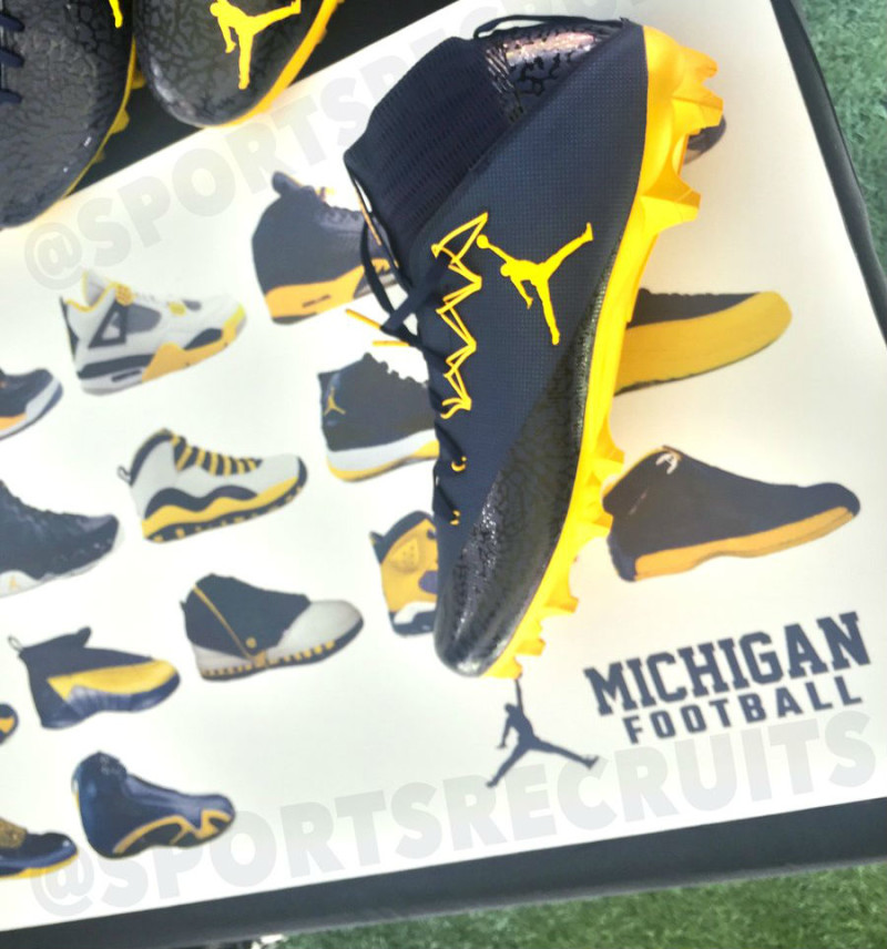 michigan-air-jordan-retros_rk64zm