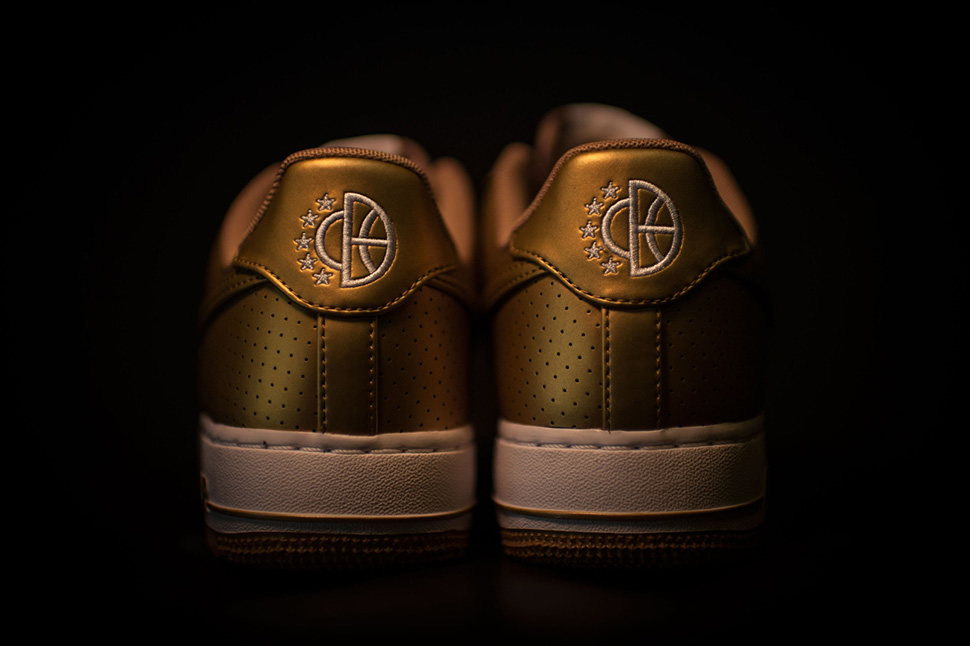 nike-air-force-1-gold_03
