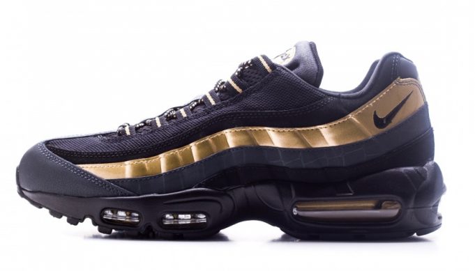 nike-air-max-95-premium-black-gold-1-681x389