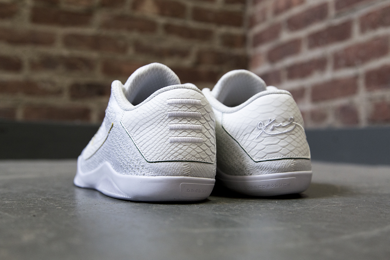 nikelab-kobe-xi-elite-low-brazil-3