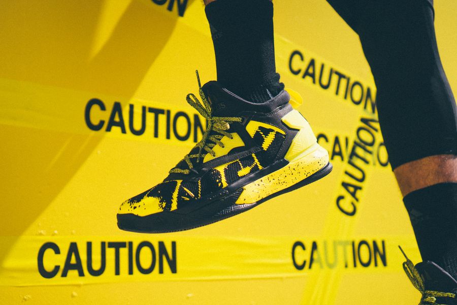 adidas-dlillard-yellow-tape_11
