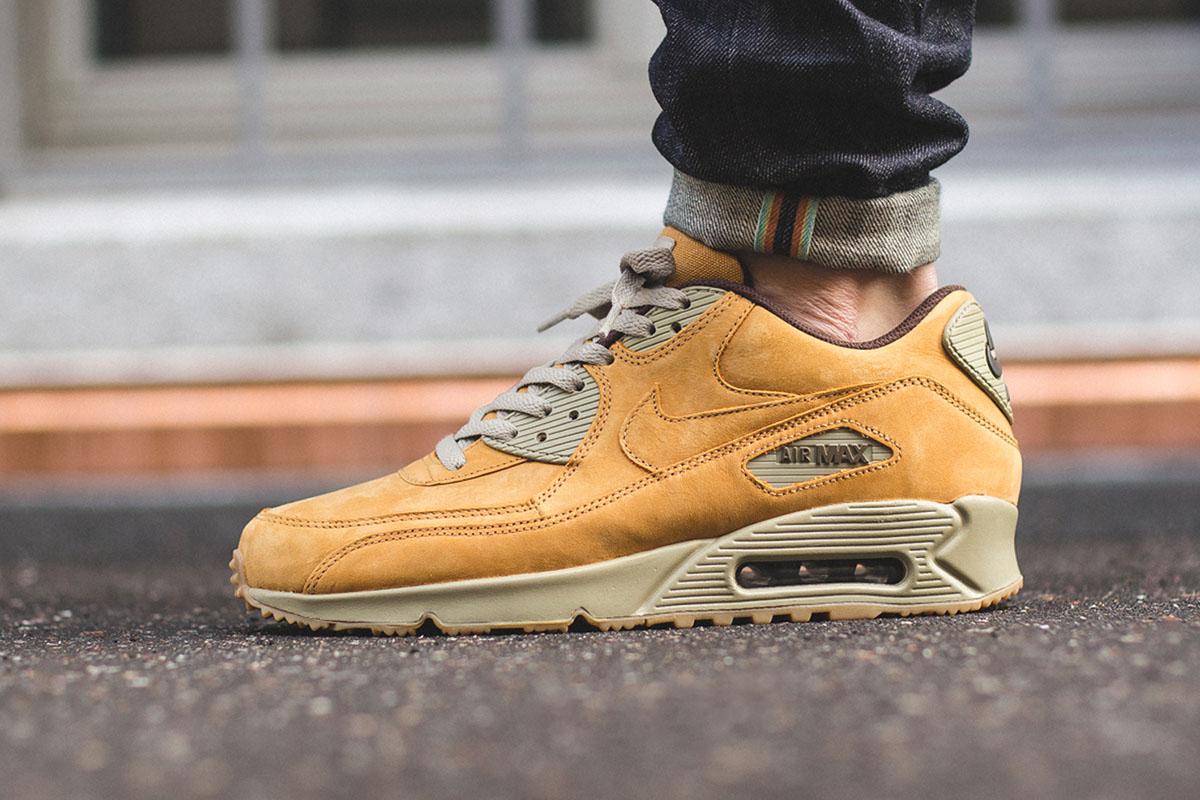 nike-air-max-90-winter-premium-bronze-2