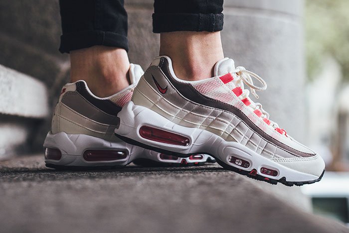 nike-air-max-95-ember-glow-2