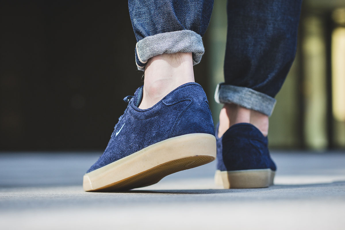 nike-match-classic-suede-obsidian-3