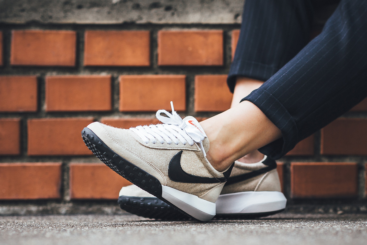 nike-roshe-waffle-racer-nm-premium-oatmeal-2