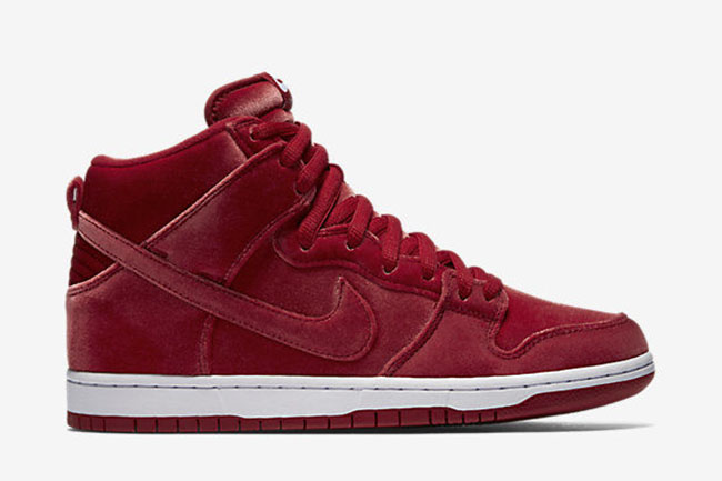 nike-sb-dunk-high-santa-claus-1