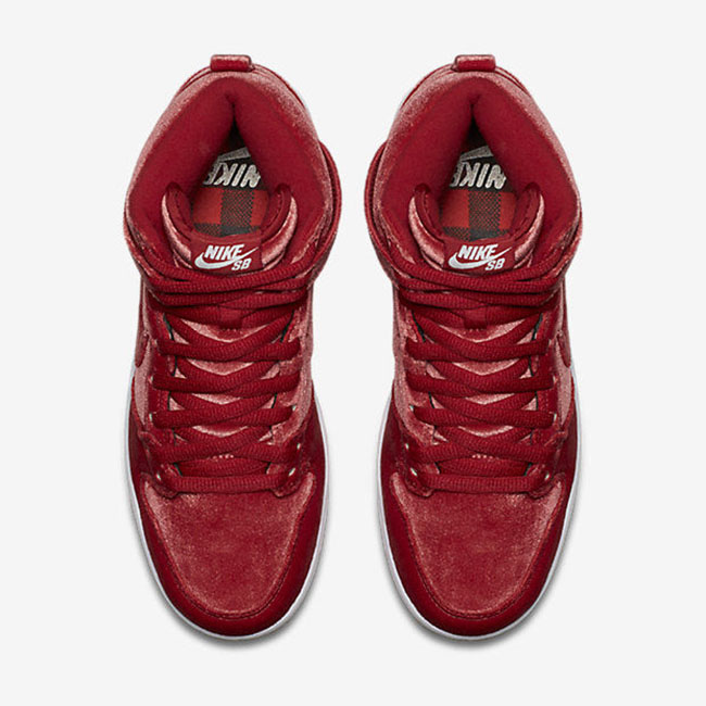 nike-sb-dunk-high-santa-claus-4