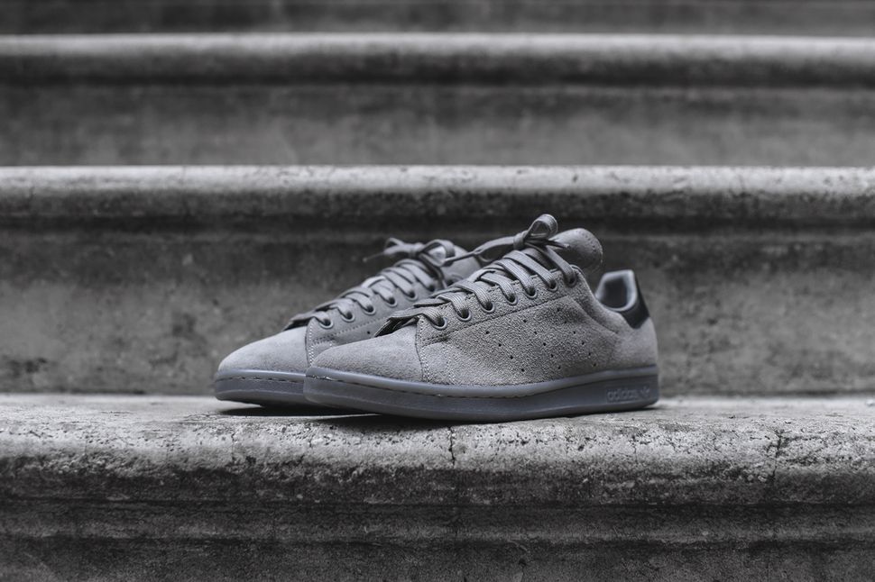 adidas-stan-smith-charcoal-1