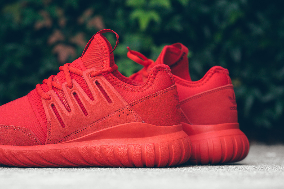 adidas-tubular-radial-triple-red-3