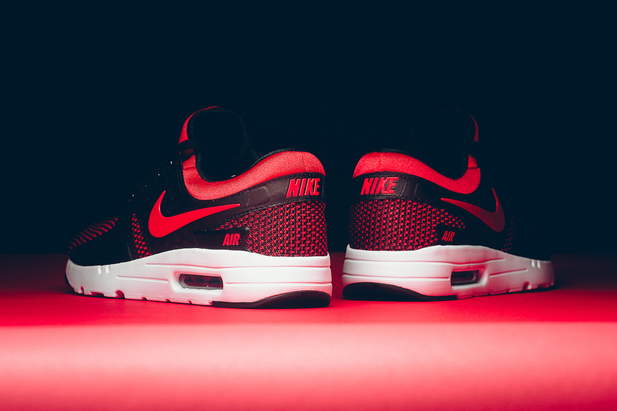 nike-air-max-zero-essential-university-red-5
