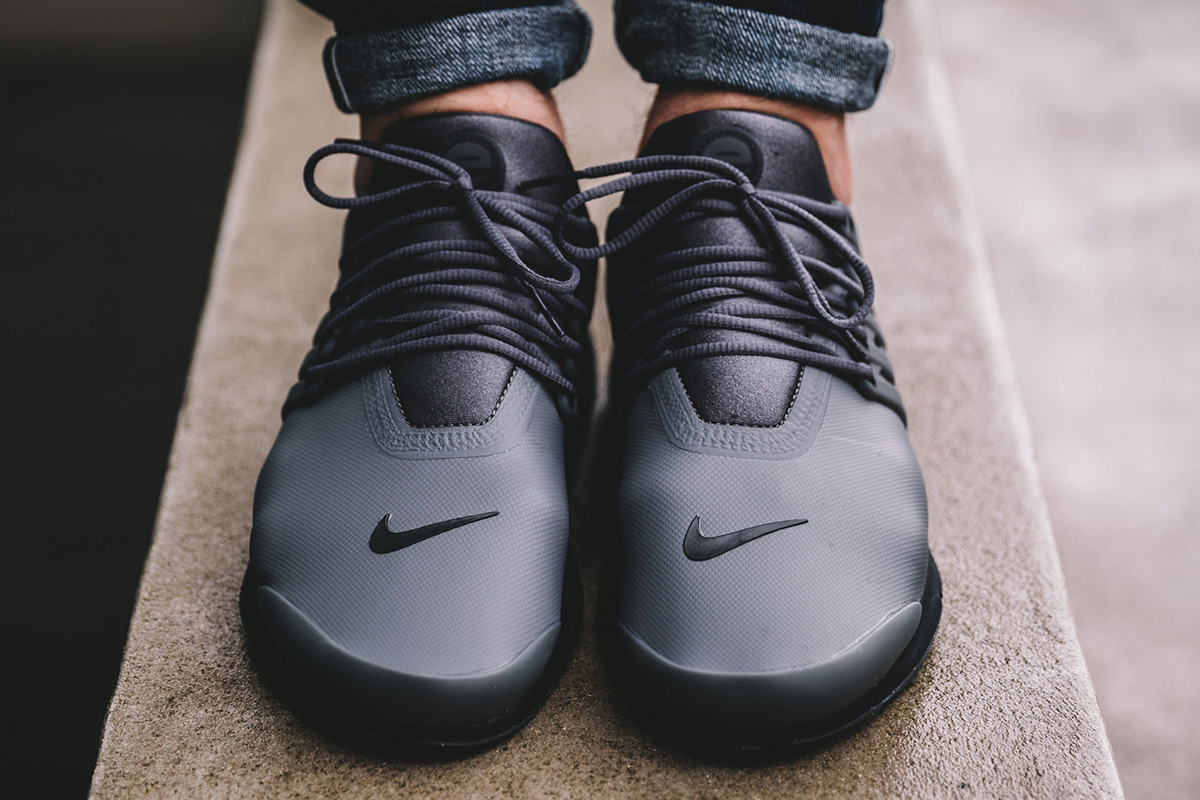 nike-air-presto-utility-dark-grey-anthracite-2