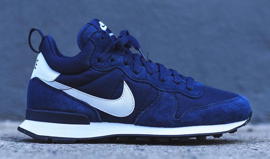 nike-internationalist-mid-navy-1