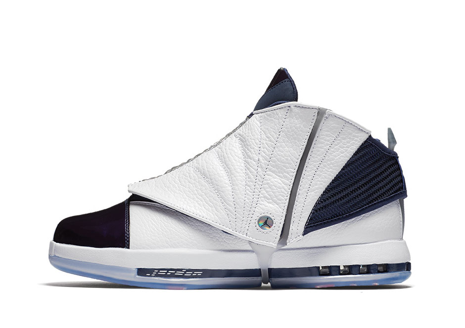 air-jordan-16-retro-holiday