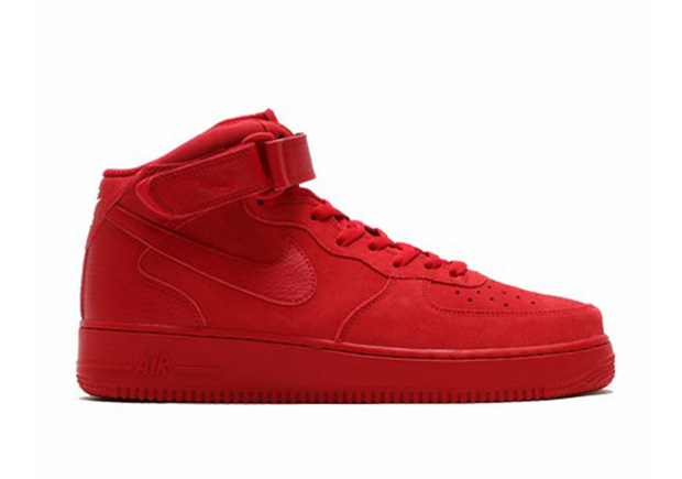 nike-air-force-1-mid-gym-red-2