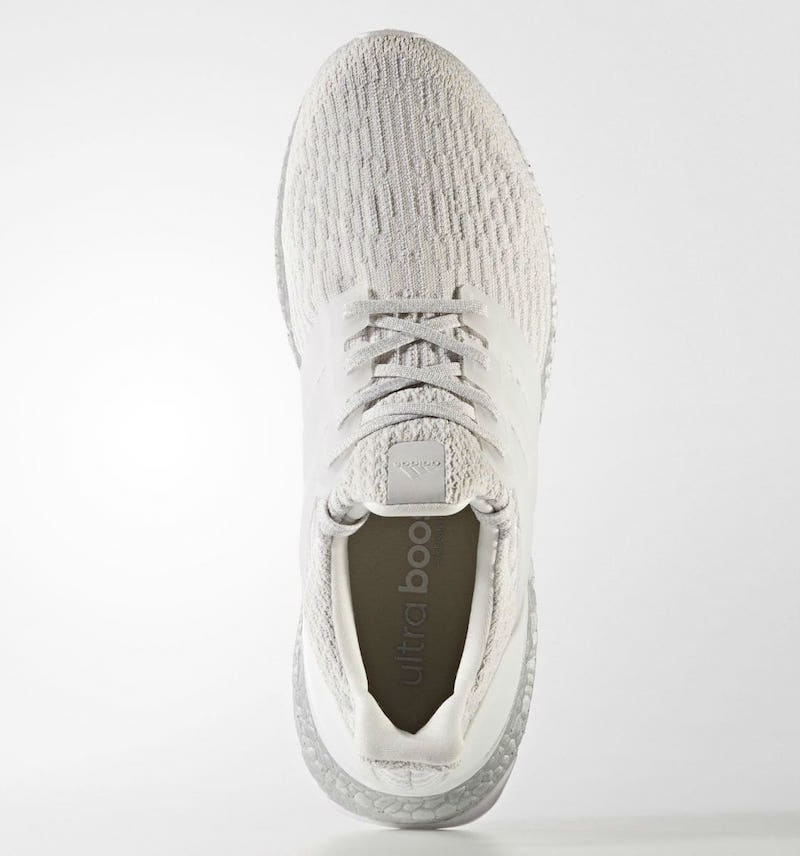 yeezy ultra boost triple white