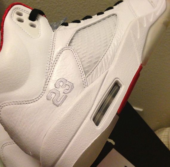"History of Flight" Air Jordan 5 Retro Available on Ebay