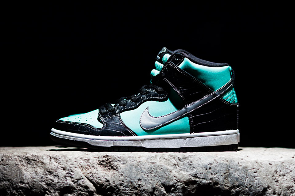 Nike-SB-Diamond-Dunk-Hi-Tiffany-01