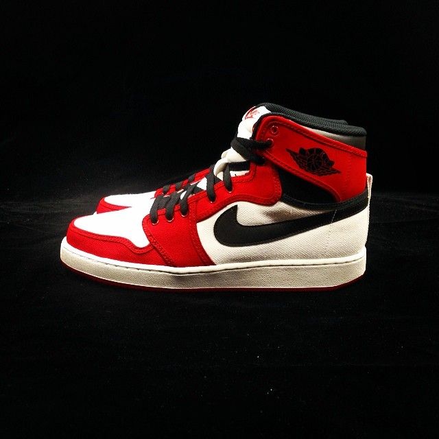 Nike Air Jordan 1 AJKO “Chicago”