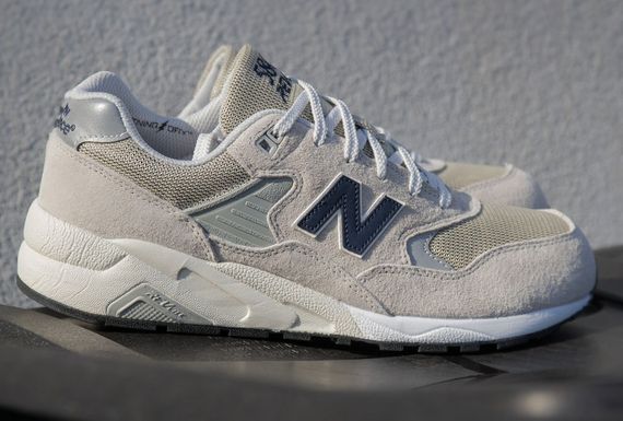 new balance-580-light grey_02