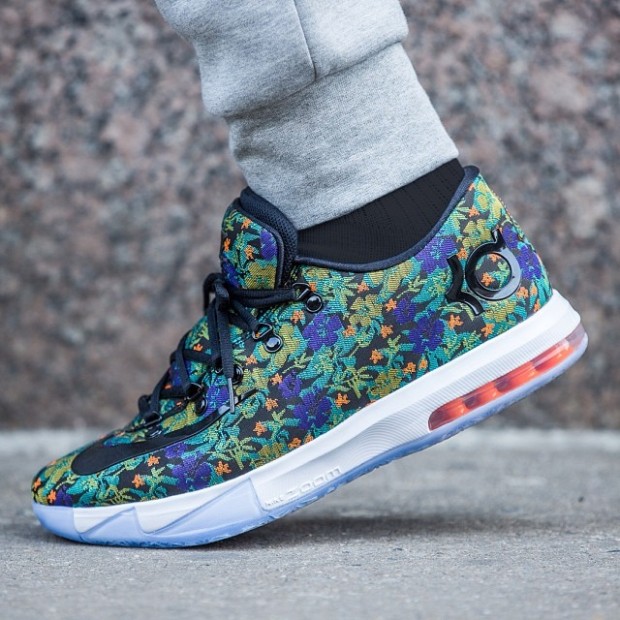 Nike-KD-VI-EXT-QS-Floral-1-620x620