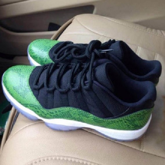 air-jordan-11-low-green-snake-01-570x570