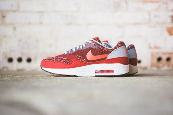 nike-air max 1-jacquard-laser crimson