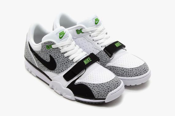 nike-air trainer 1 low-safari pack_02