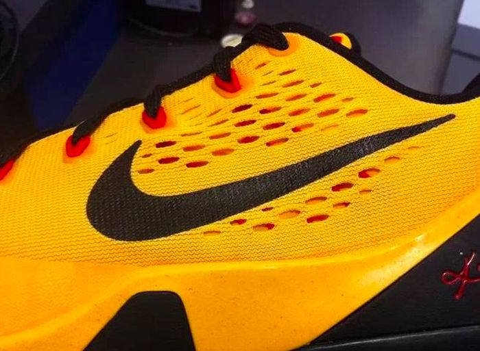 Nike Kobe 9 Low “Bruce Lee”