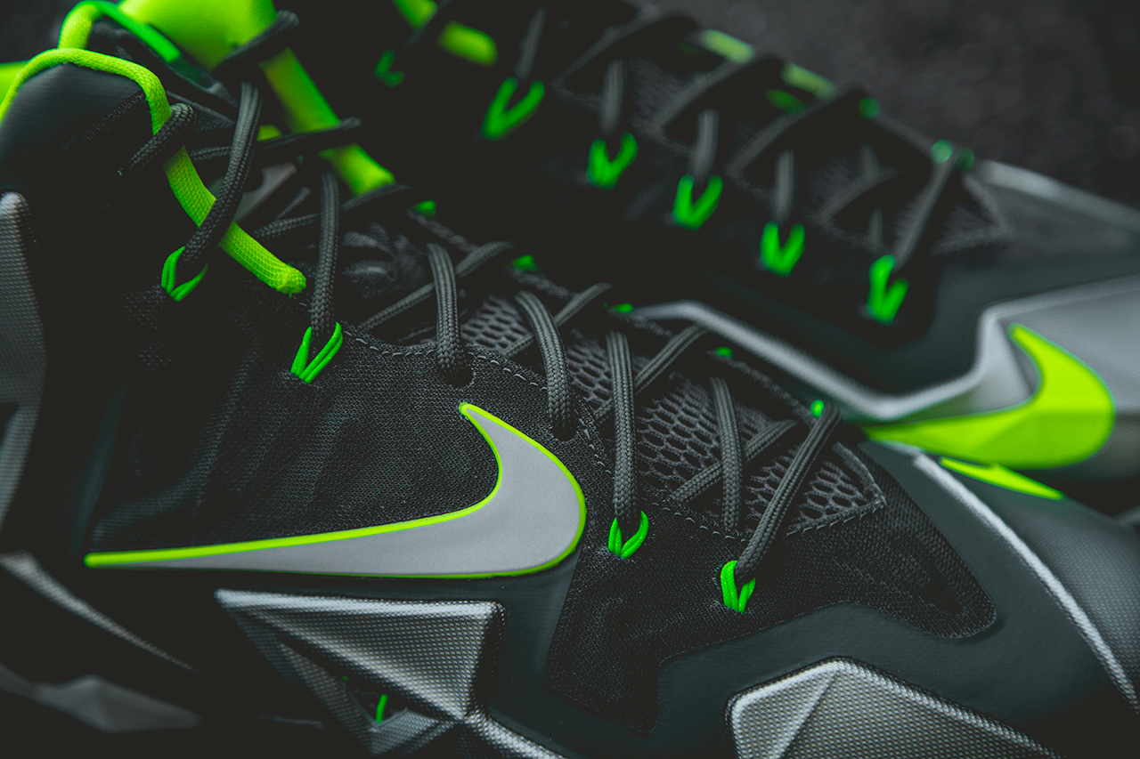 Steal: Nike Lebron 11 “Dunkman”