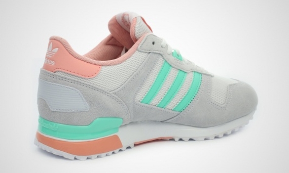 adidas-zx-700-womens-grey-turquoise-06