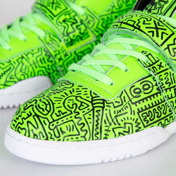 Keith Haring x Reebok Workout Mid Strap INT – Neon Green