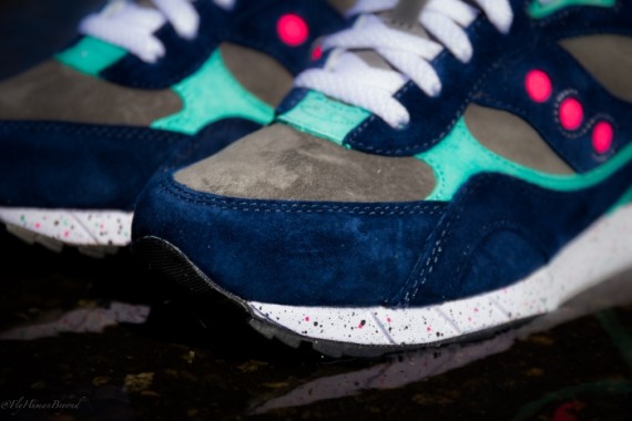 saucony-offspring-shadow-6000s-01-570x380