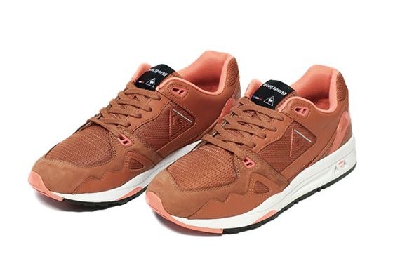 Le Coq Sportif R1000 “Tonal”