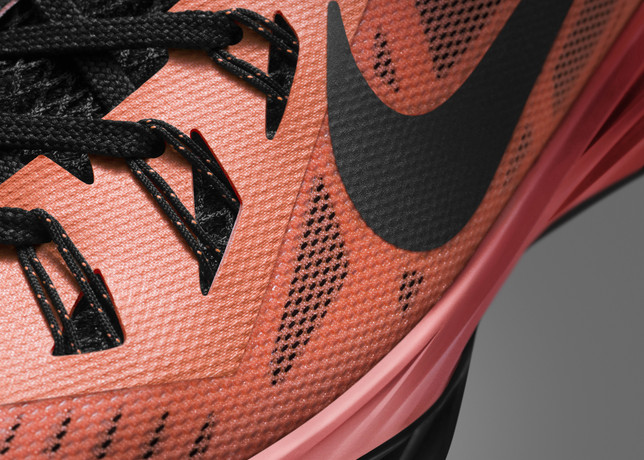 Fa14_SNP_BB_Hyperdunk_2014_Detail_003_large