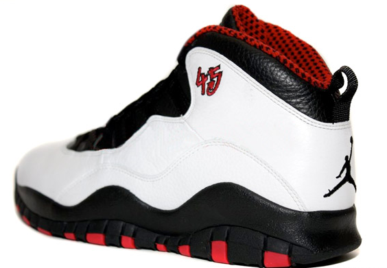 Air Jordan 10 “Chicago” Returns with the 45