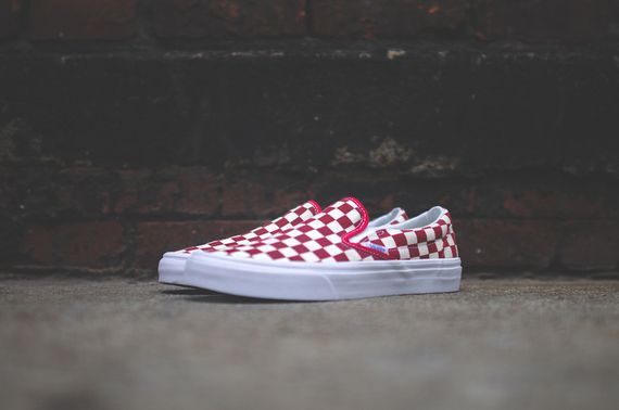vans-slip on-checkerboard-white-red_05