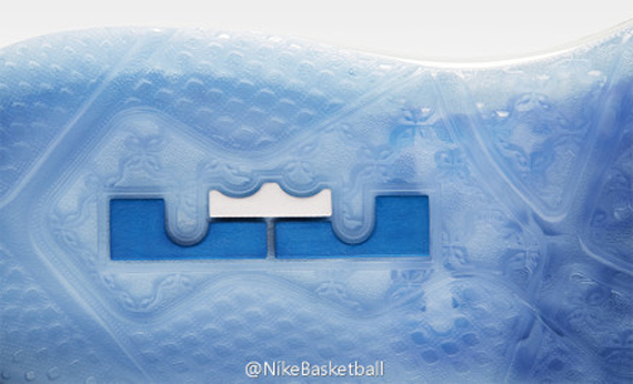 lebron-11-low-chinese-vase-6