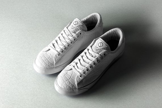 size-nike-tennis classic-court surfaces_04