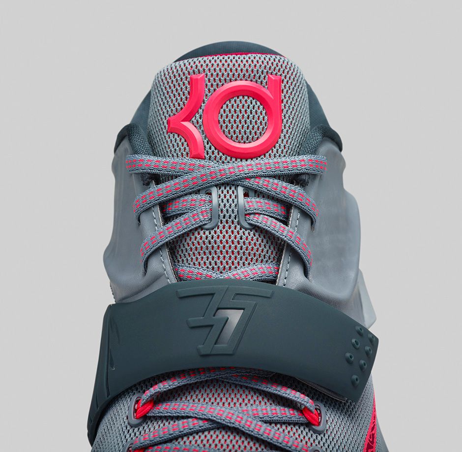 Nike KD 7 “Calm Before the Storm”